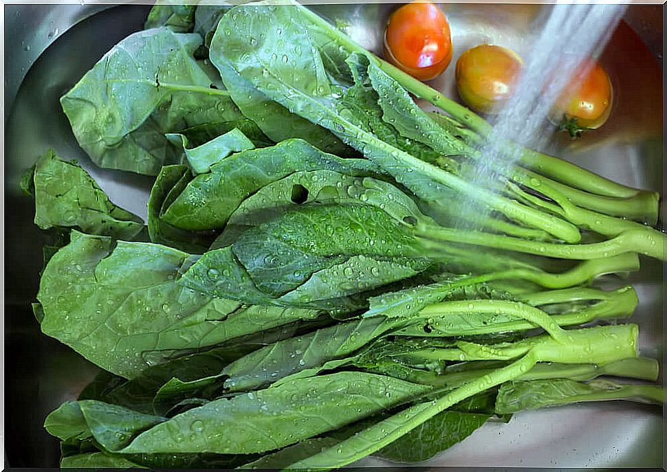 Vegetables washing in the sink.