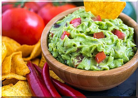 Homemade guacamole recipe