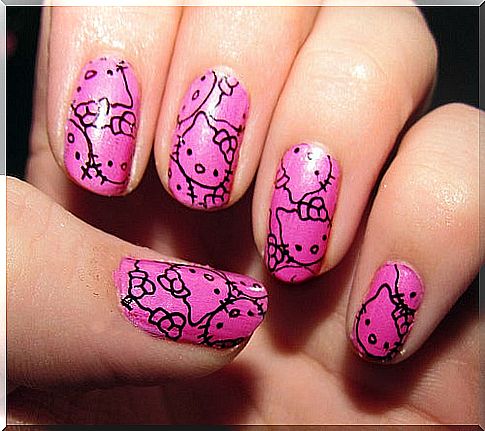 Discover-the-bad-habits-that-spoil-the-nails.